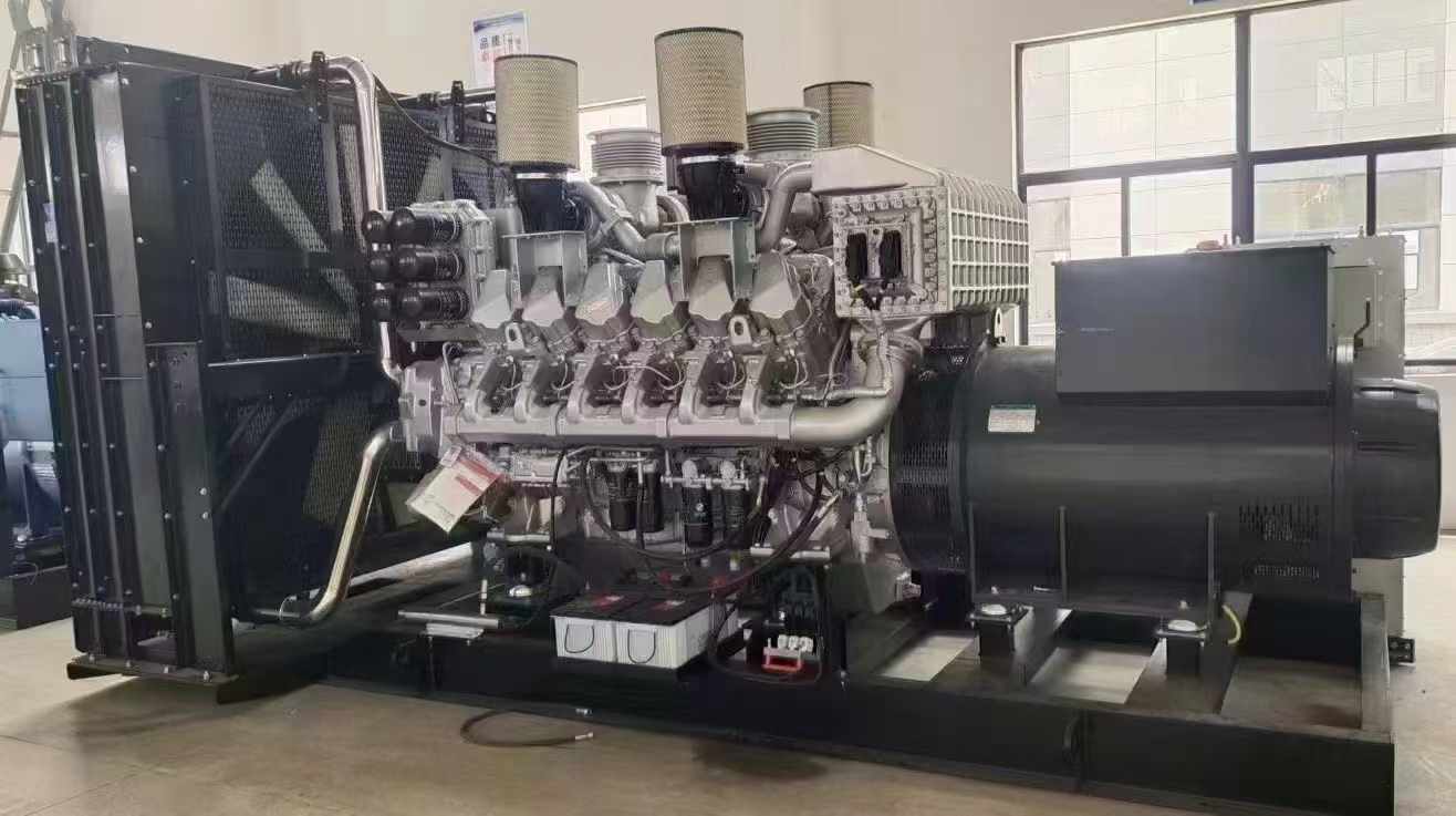 万源800KW柴油发电机组可以带动多少kw的设备？