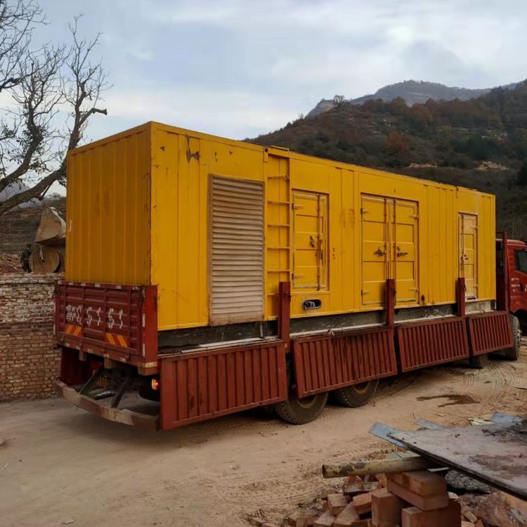 万源200kW 发电机组在带电阻性负载时，输出功率会受到哪些因素的影响？
