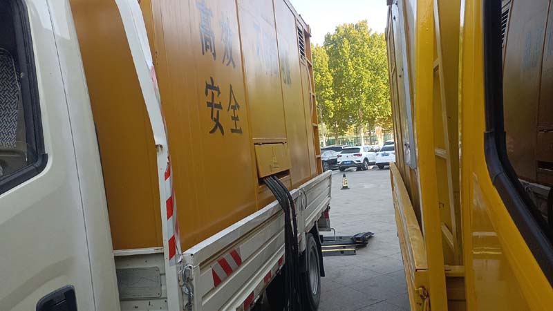 万源如何判断柴油发电机组和UPS电源的切换时间是否符合要求？